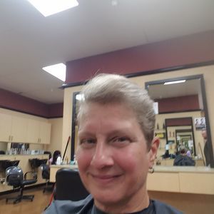 Meet your Posher, Janet